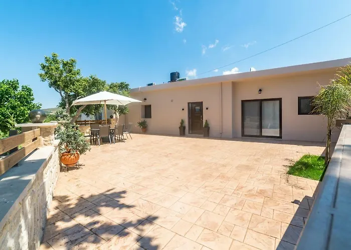 Amarantos House